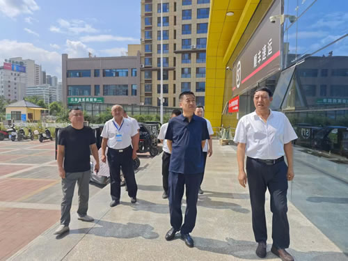 黨委書記、董事長張宏偉在成縣片單位開展工作調(diào)研