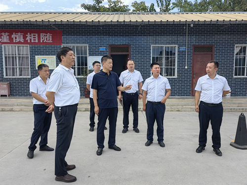 黨委書記、董事長張宏偉在成縣片單位開展工作調(diào)研
